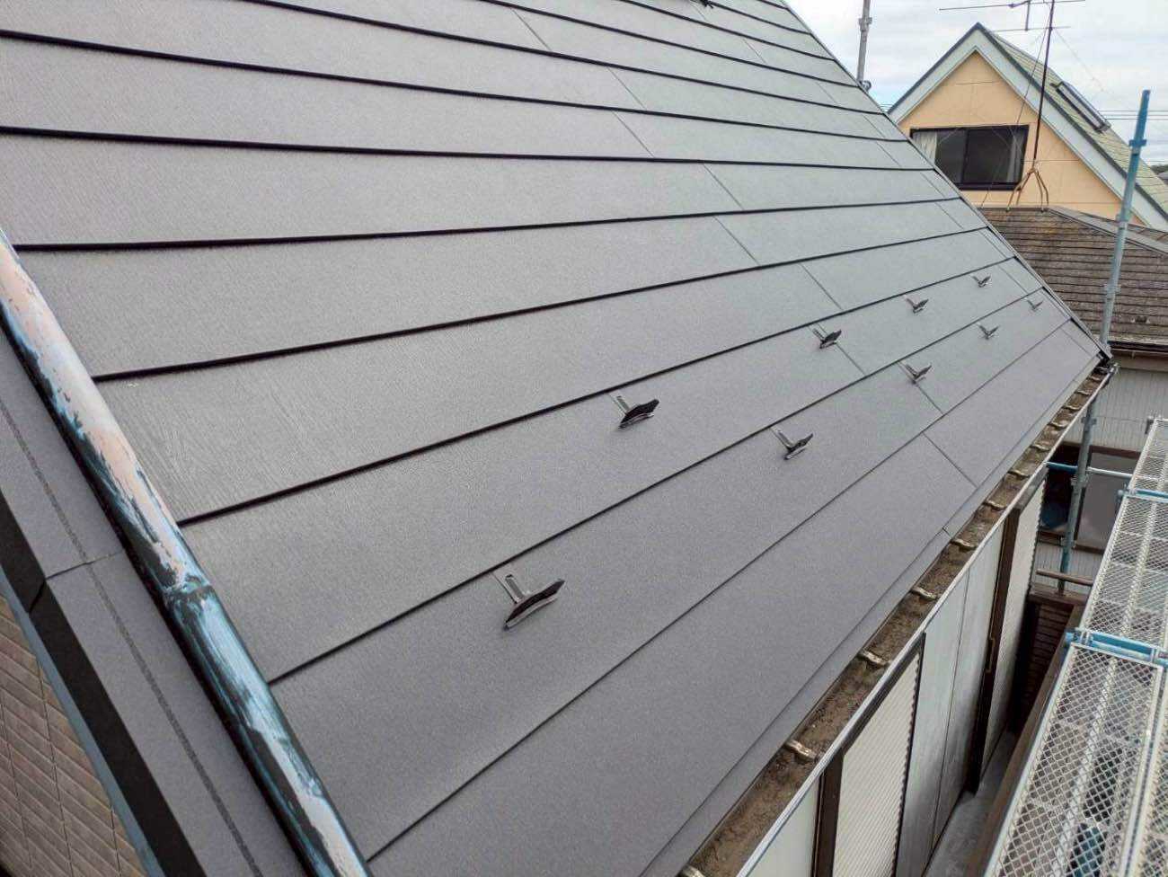 施工後の仕上がった屋根の別角度写真