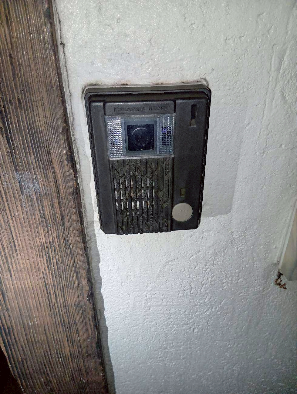玄関側ドアホン 施工前