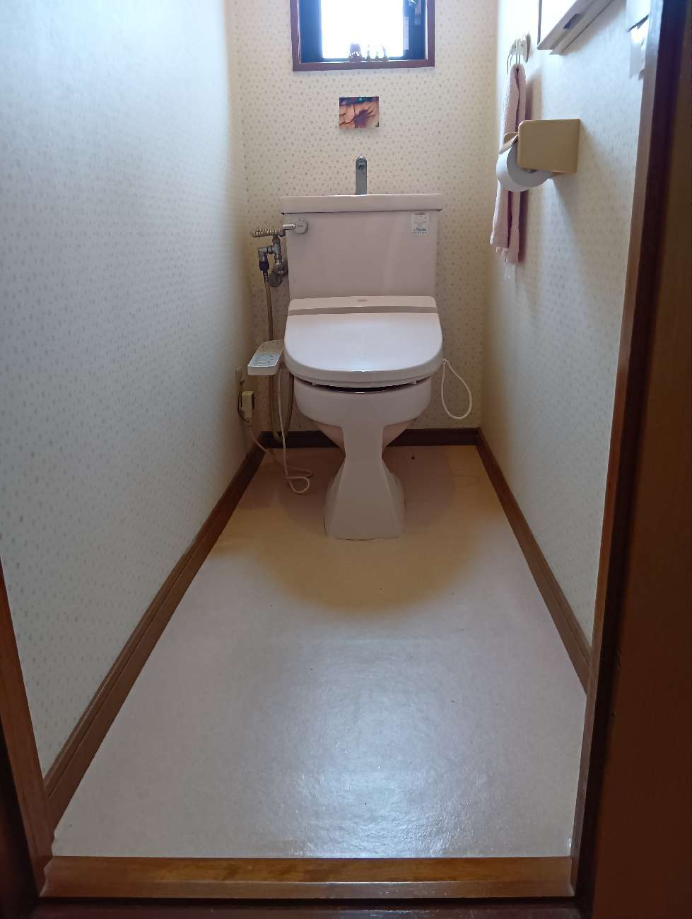 TOTO GGA1へ交換する前の既存トイレと床